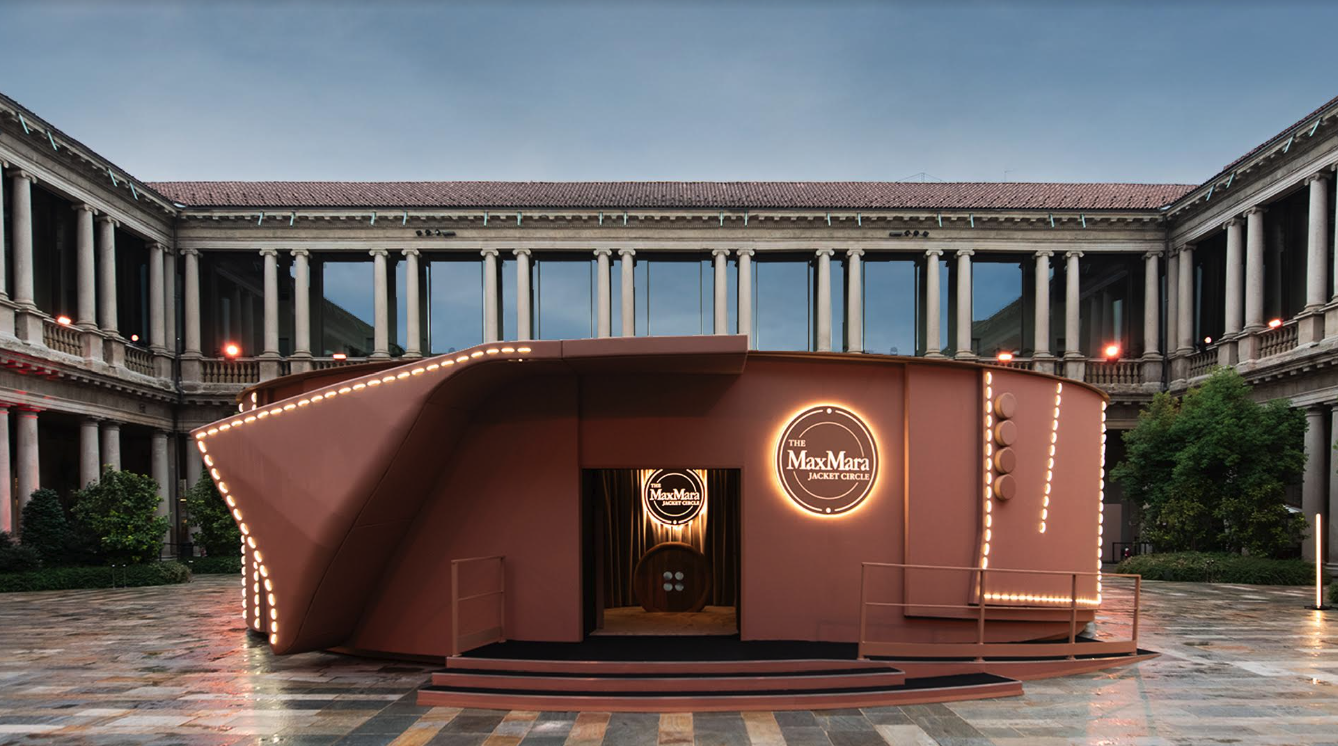 The Max Mara Jacket Circle Milano